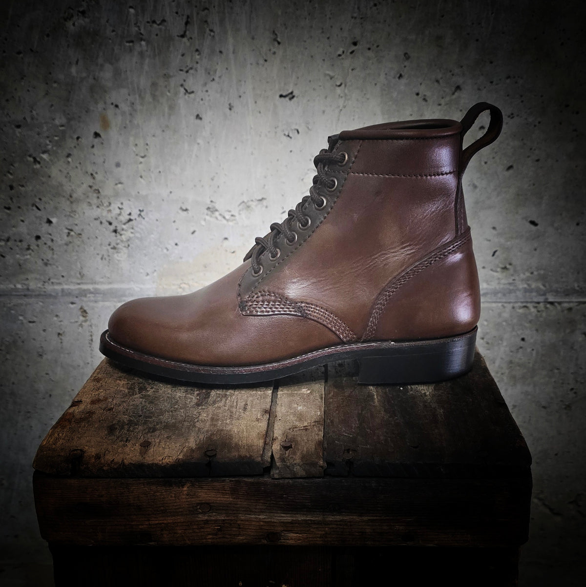 Service Boot - 6.5 E - Brown Veg Tan - Woven Lace