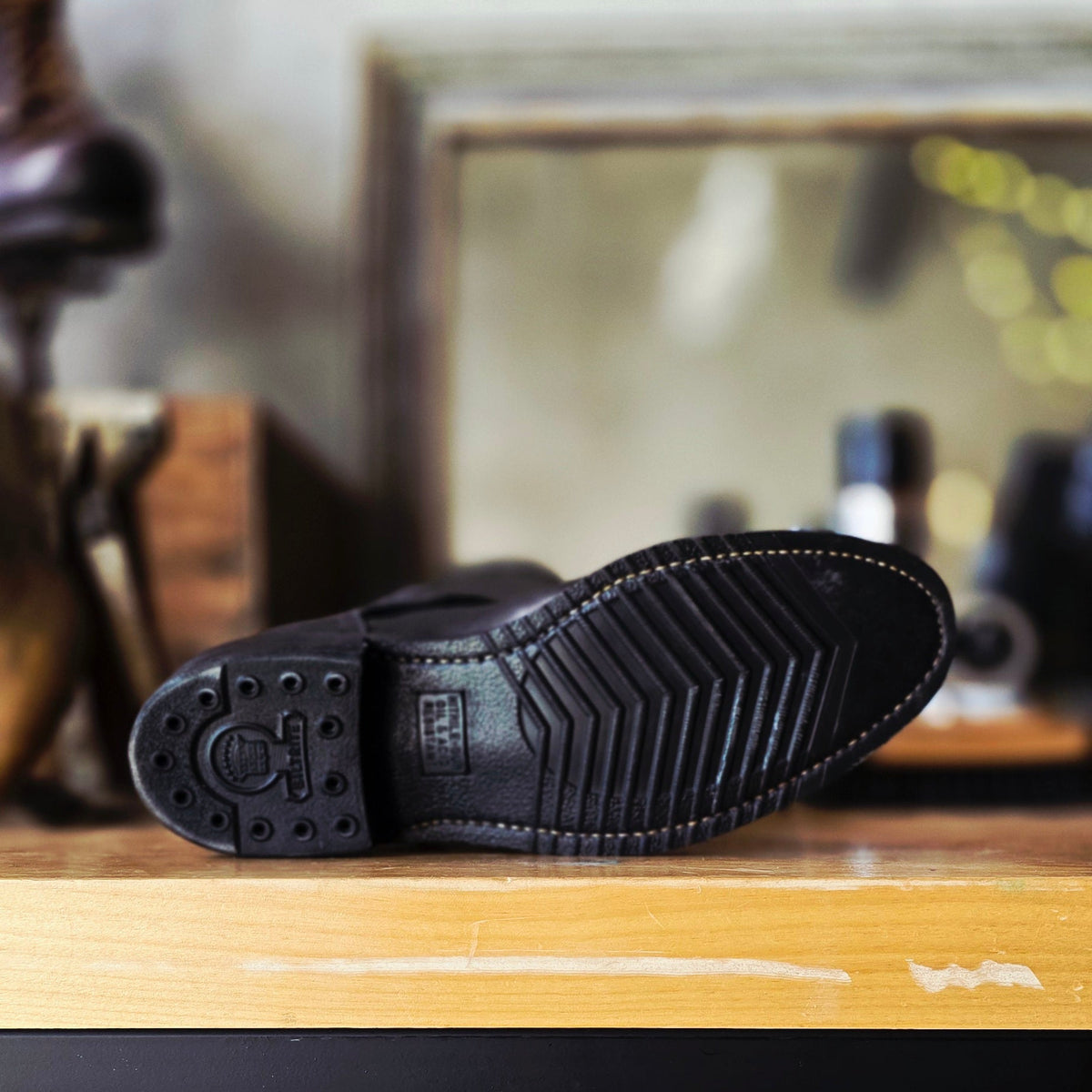 Heritage Engineer Rider - Black Oil Tan - 9.5 E