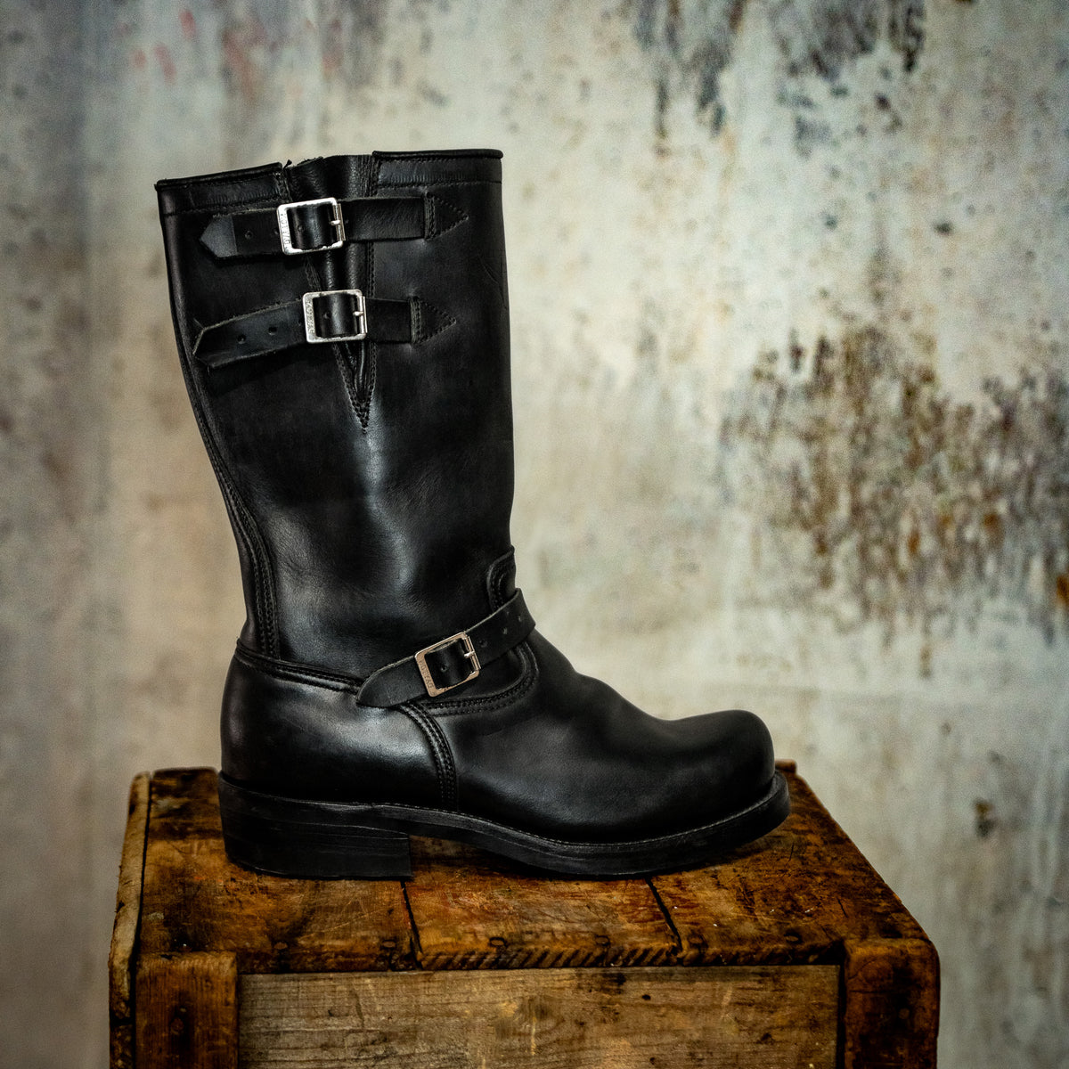 ReBoot - The Classic - Double Buckle Shaft- Black - 10 EEE