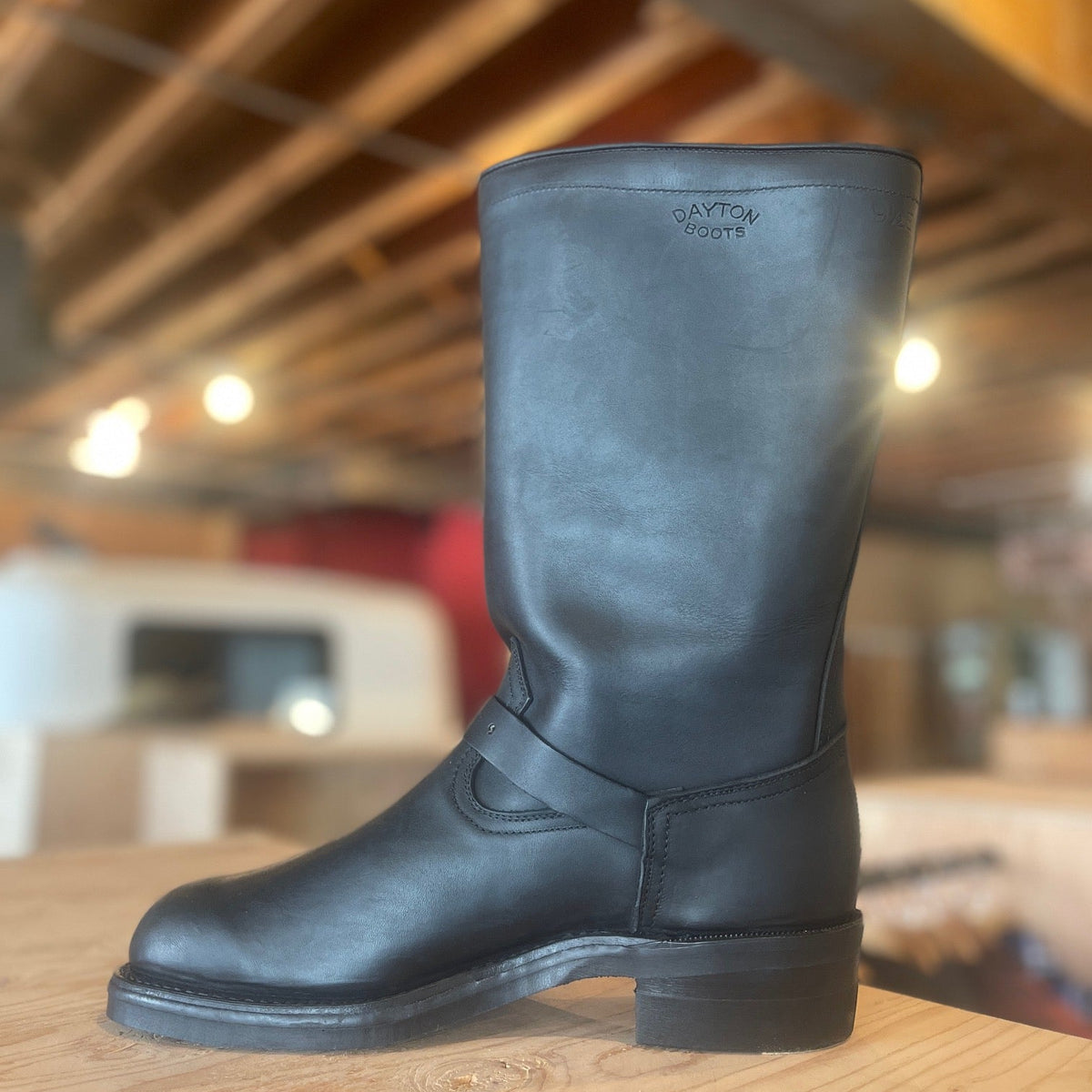 Heritage Engineer Rider - Black Oil Tan - 9.5 E